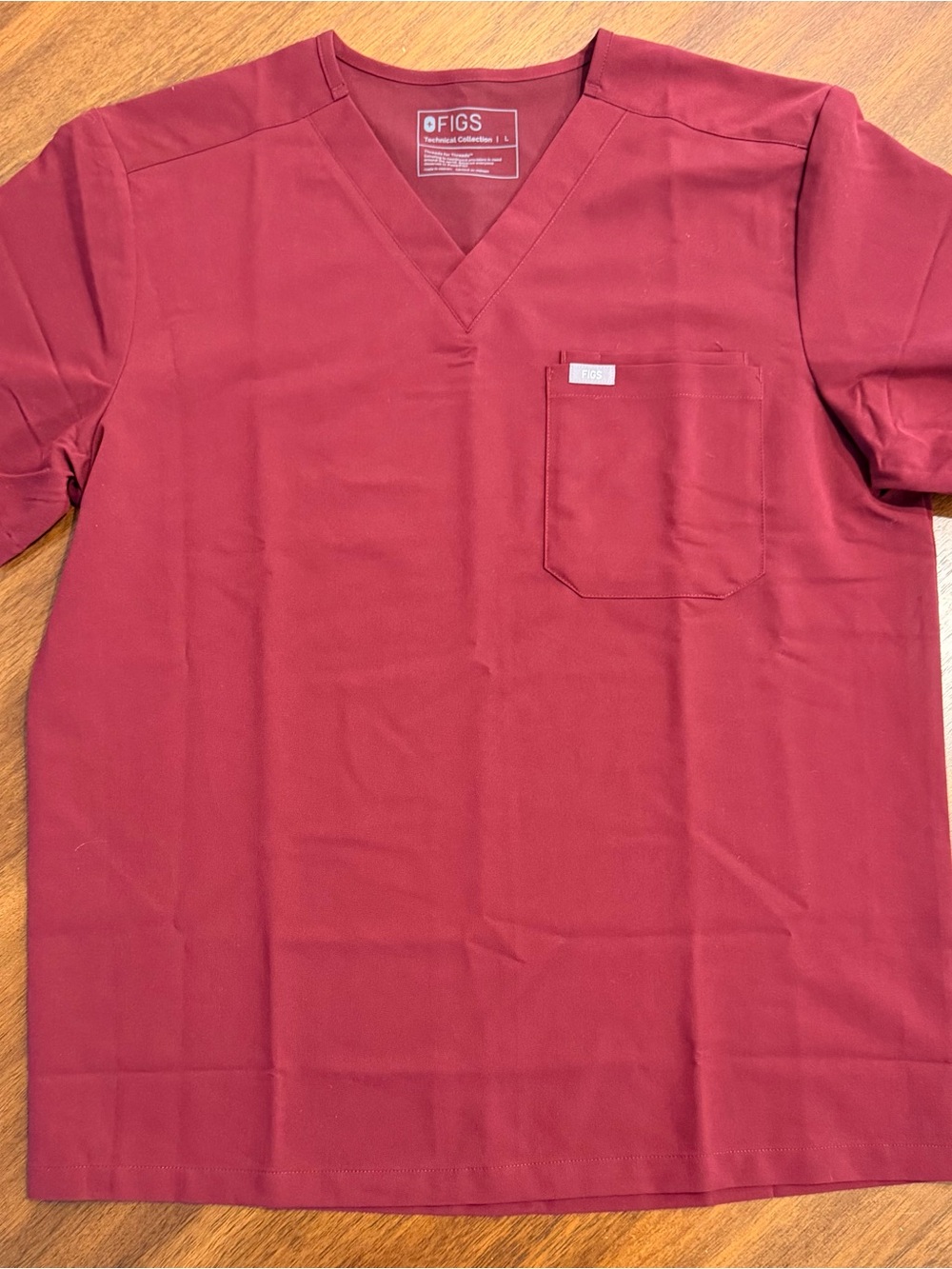 FIGS Technical Collection Scrub Top Burgundy – Size Large – New Never Worn